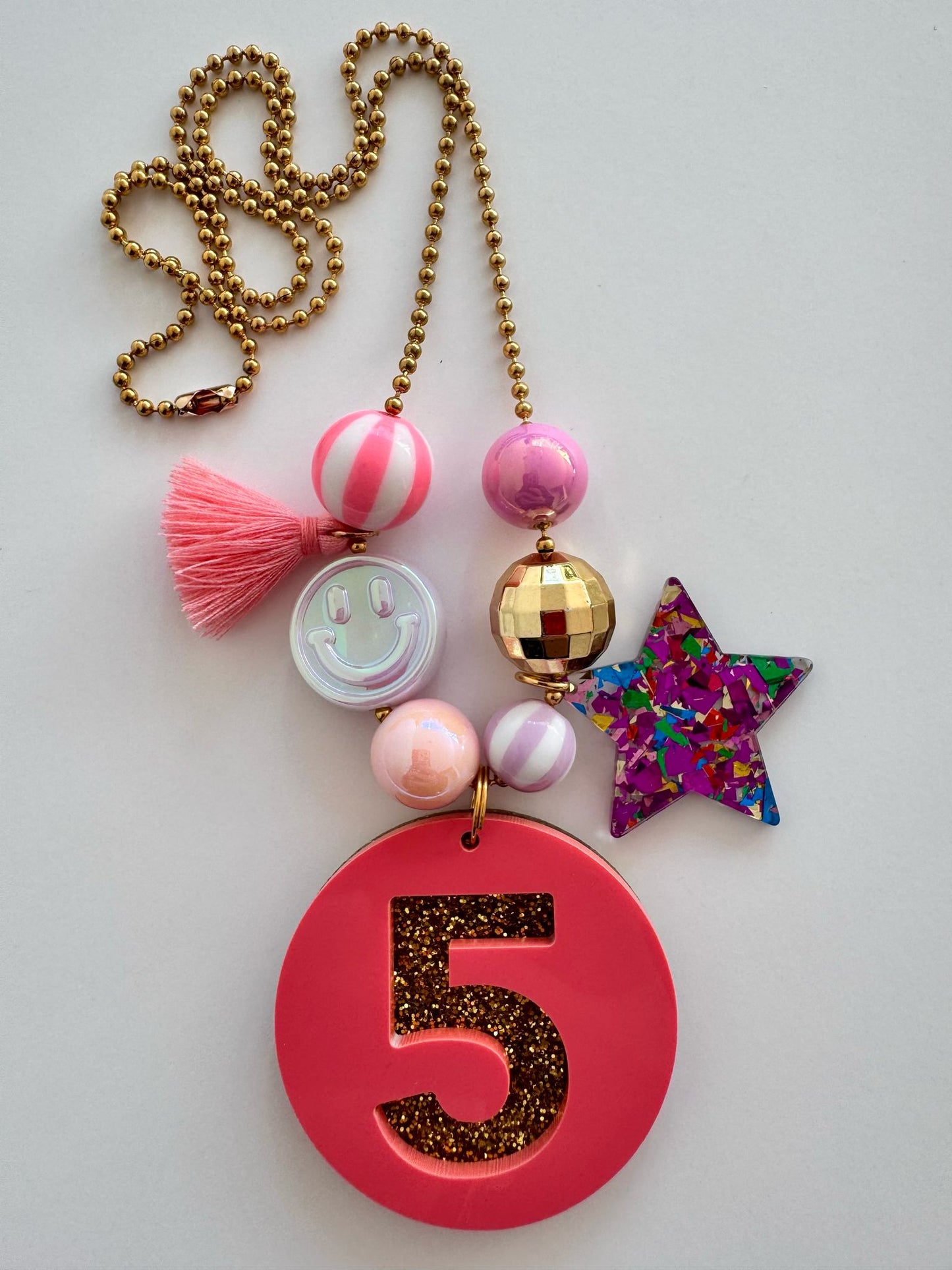 By melo - Verjaardagsketting roze glitter - 5 jaar