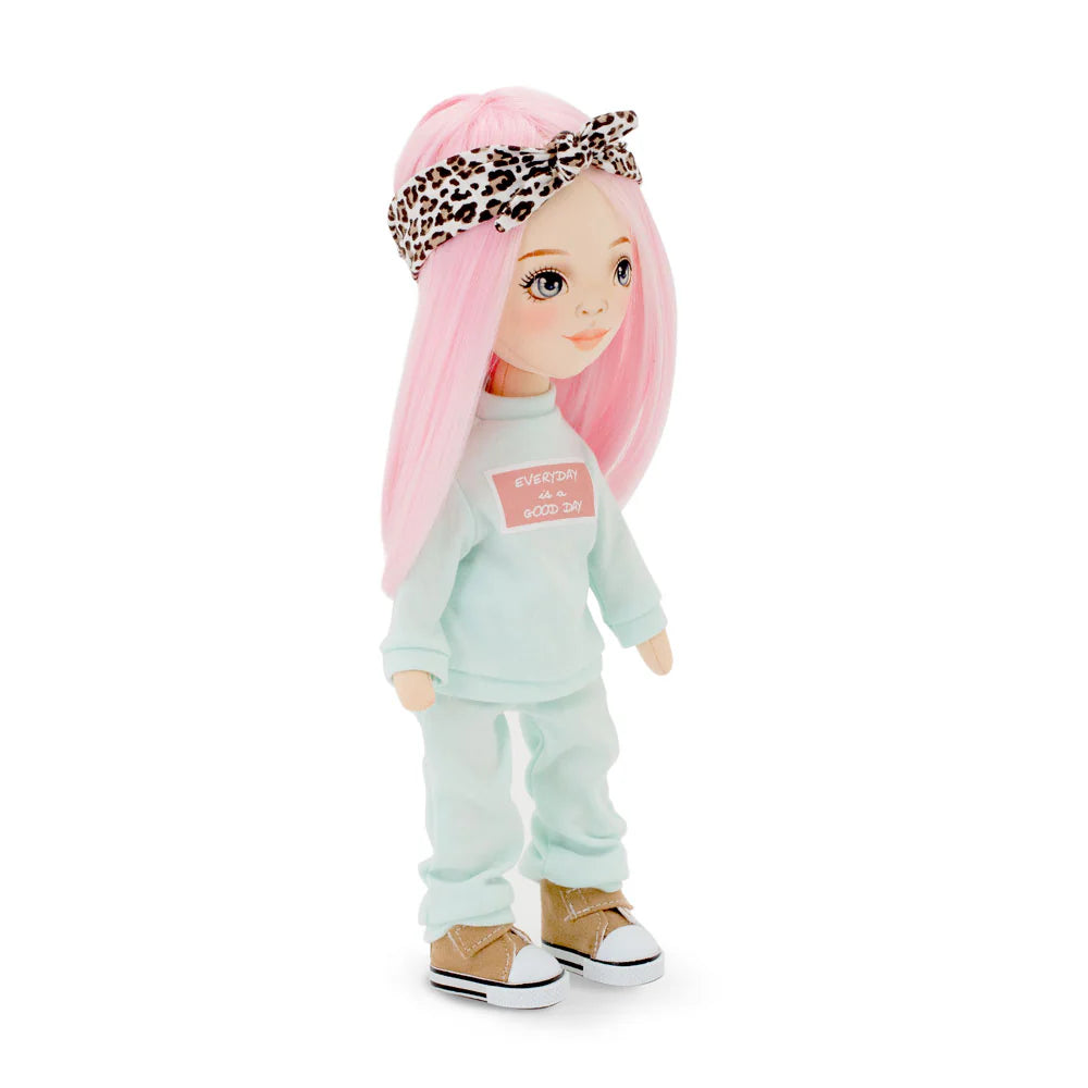 Billie in a Mint Tracksuit