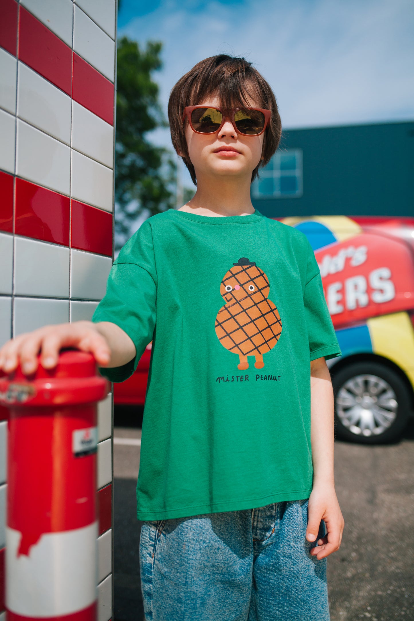 Daily Brat - Peanut man t-shirt summer green