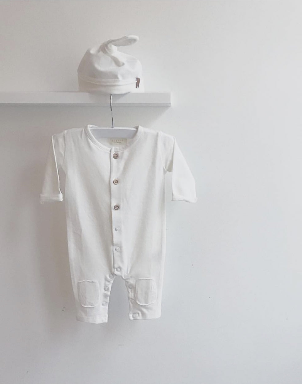 Nixnut - Newbie hat - off white