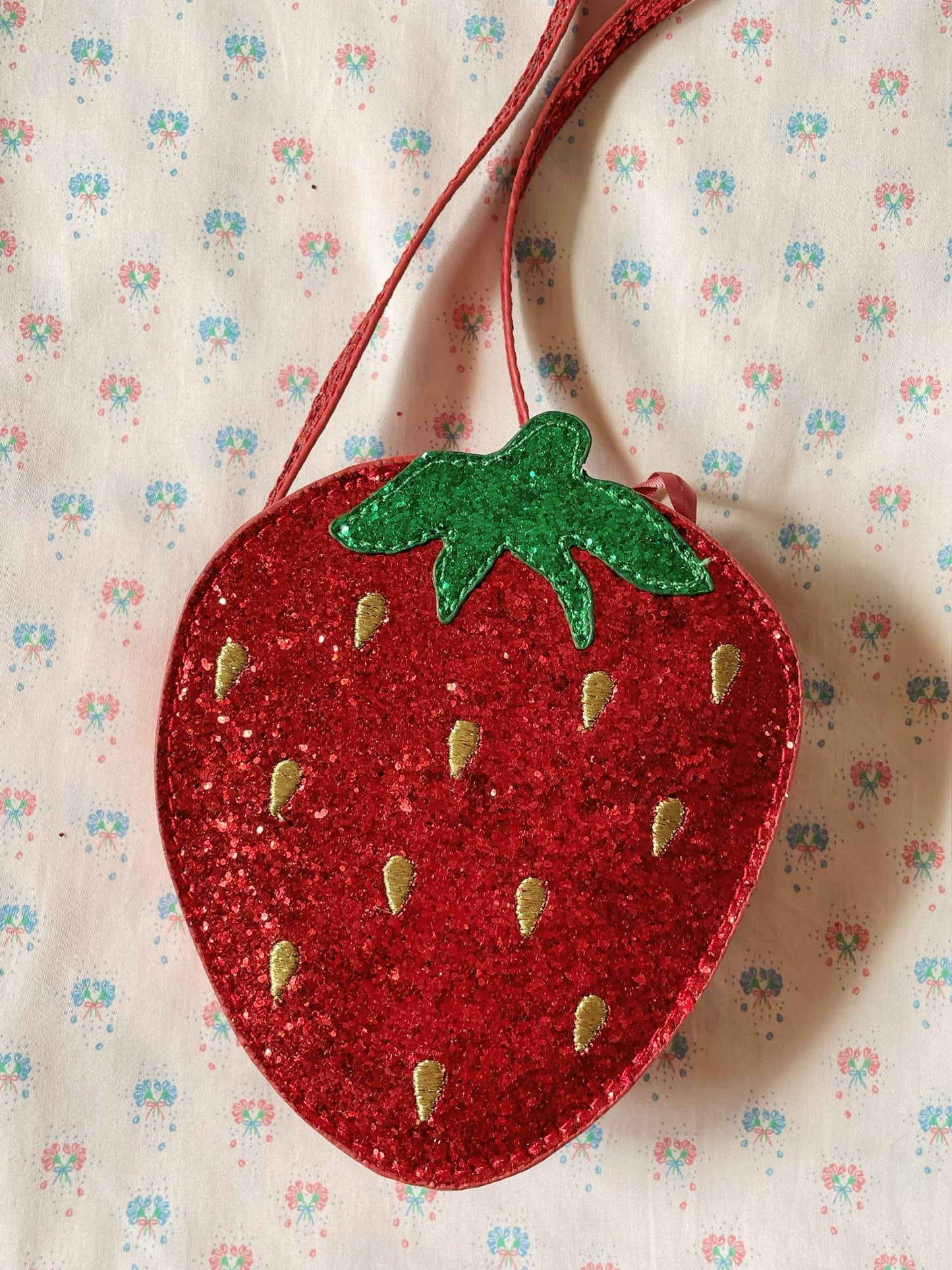 Konges slojd - Tut strawberry shoulder bag